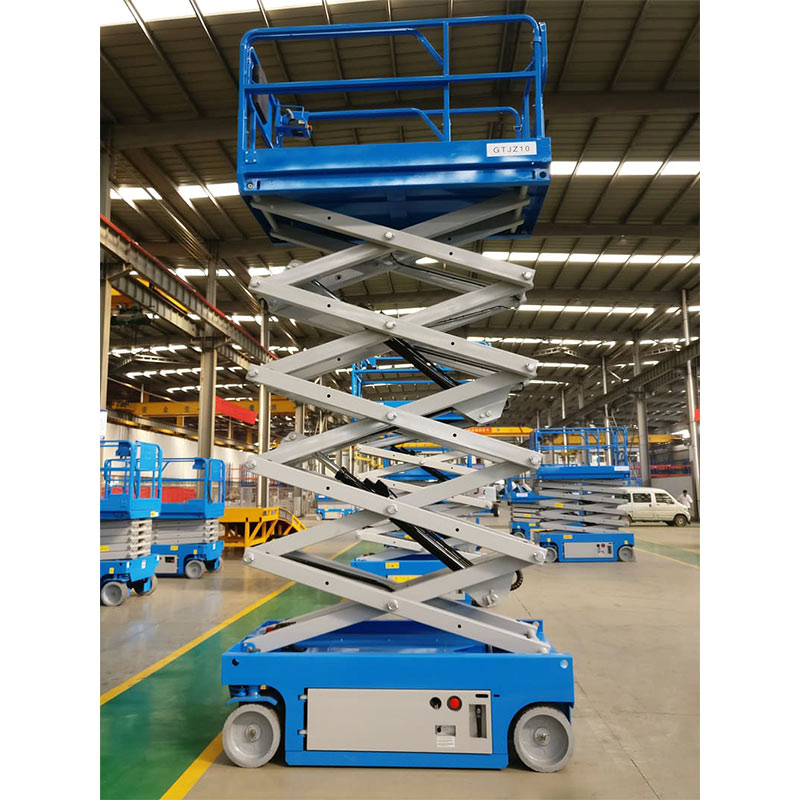 Self-Propelled Scissors Lift